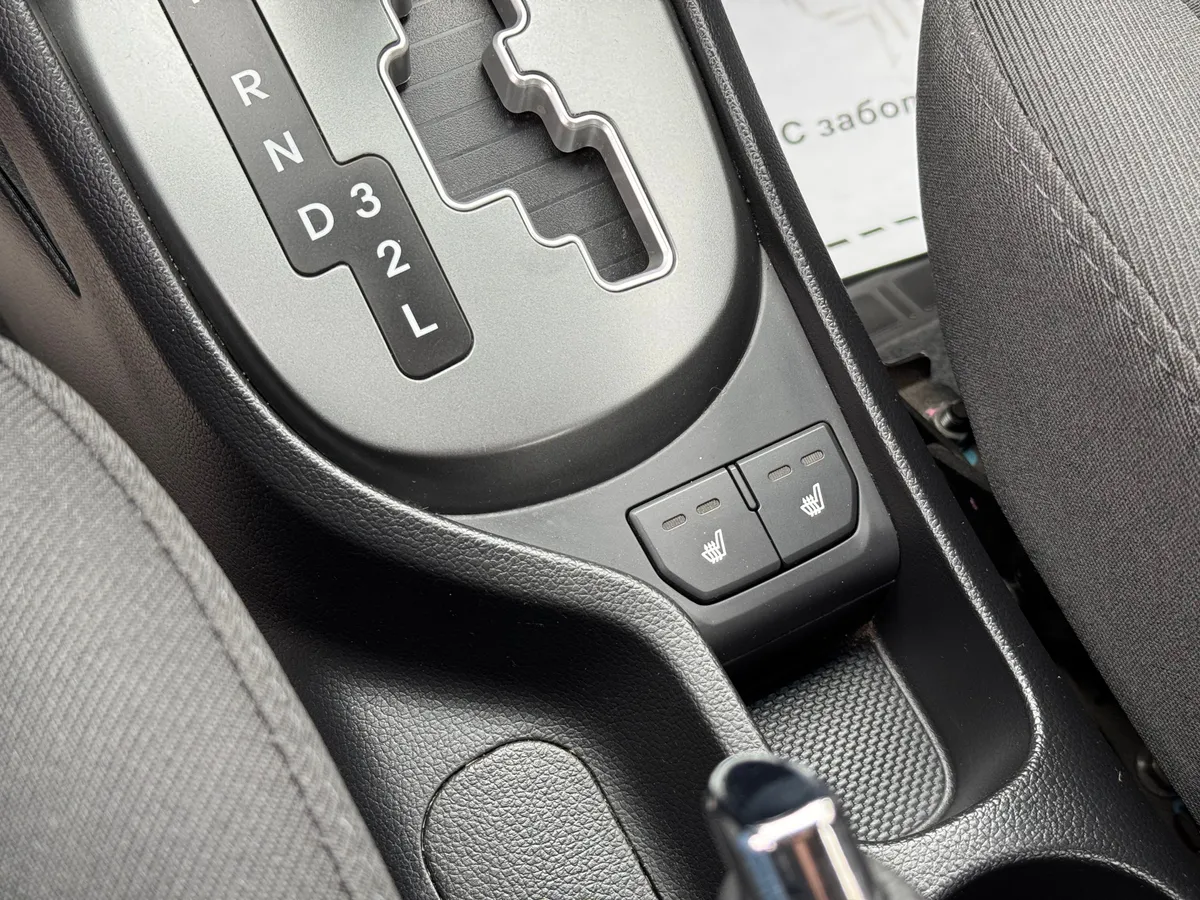 Kia Rio 1.6 6AT (123 л.с.)