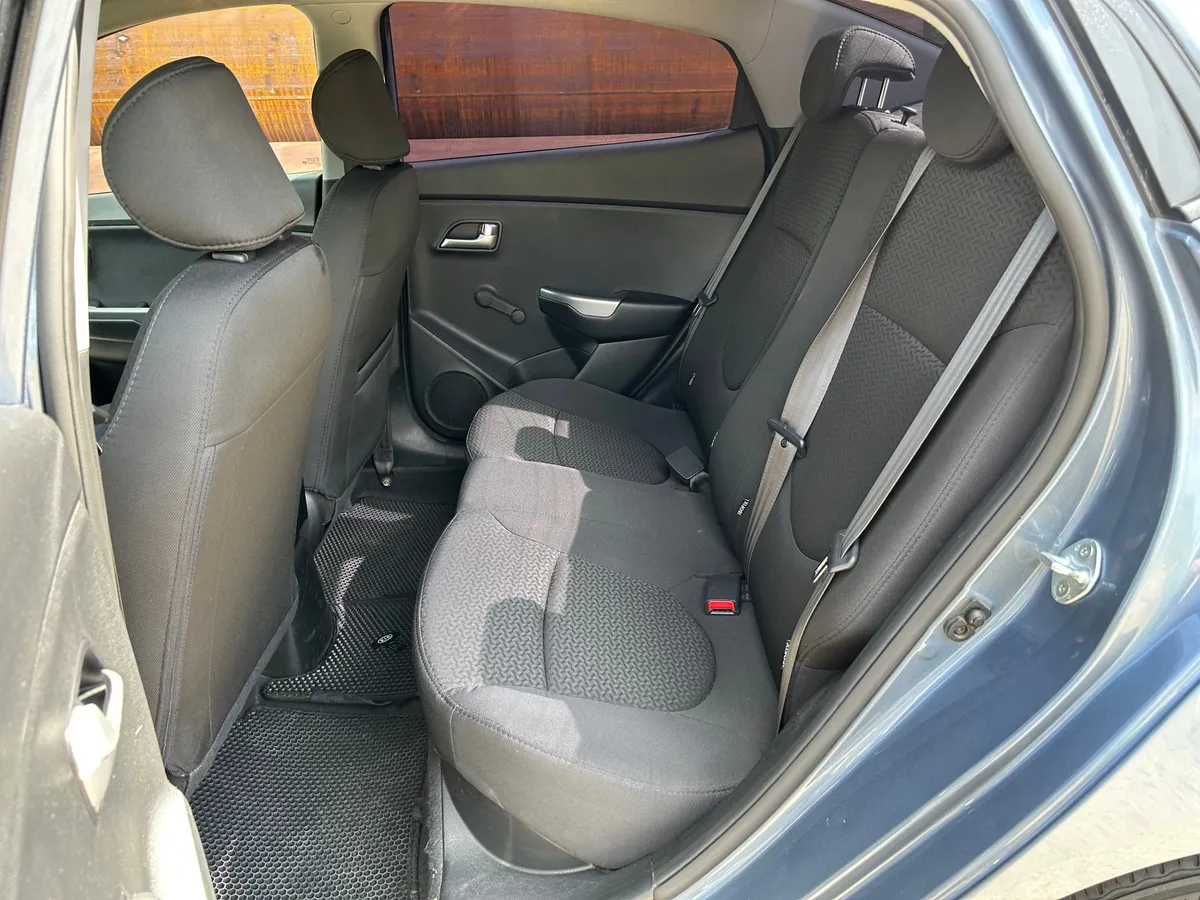 Kia Rio 1.6 AT (123 л.с.)