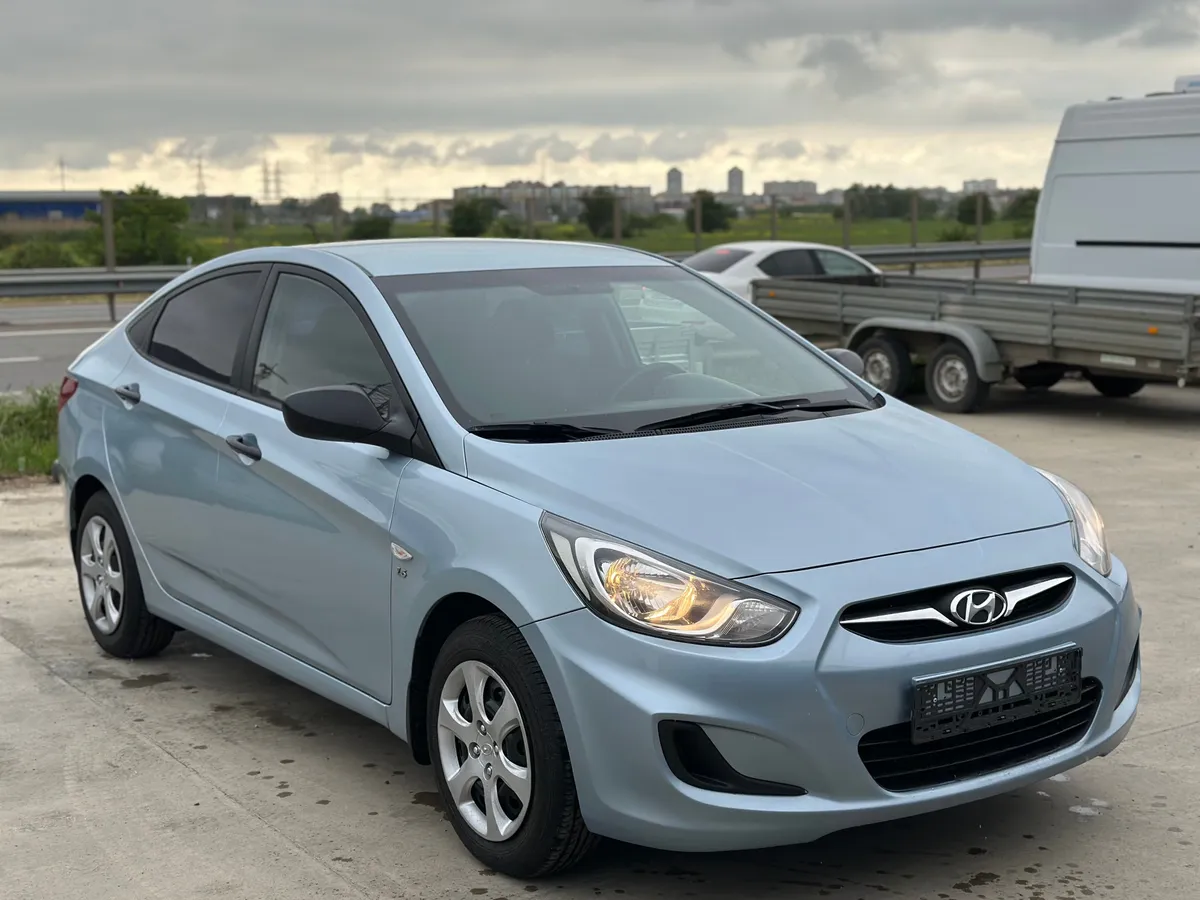 картинка Hyundai Solaris 1.6 MT (123 л.с.) от galaxy-auto