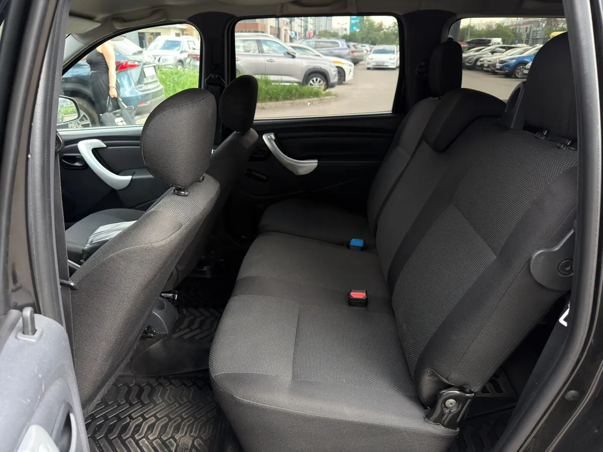 ВАЗ (Lada) Largus 1.6 MT (87 л.с.)