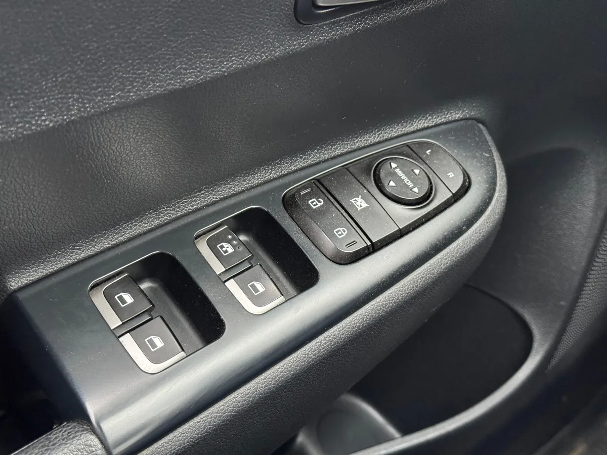 Kia Rio 1.6 AT (123 л.с.)