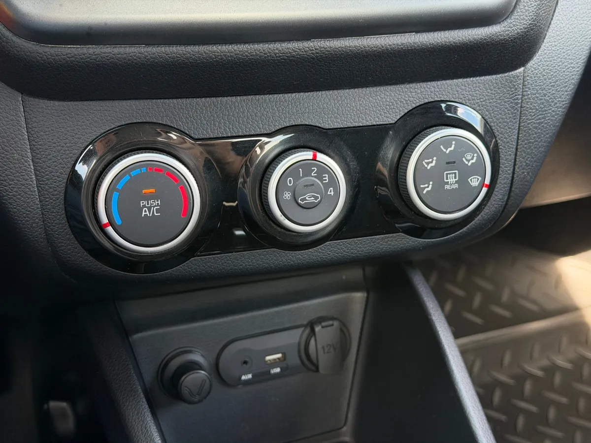 Kia Rio 1.6 AT (123 л.с.)