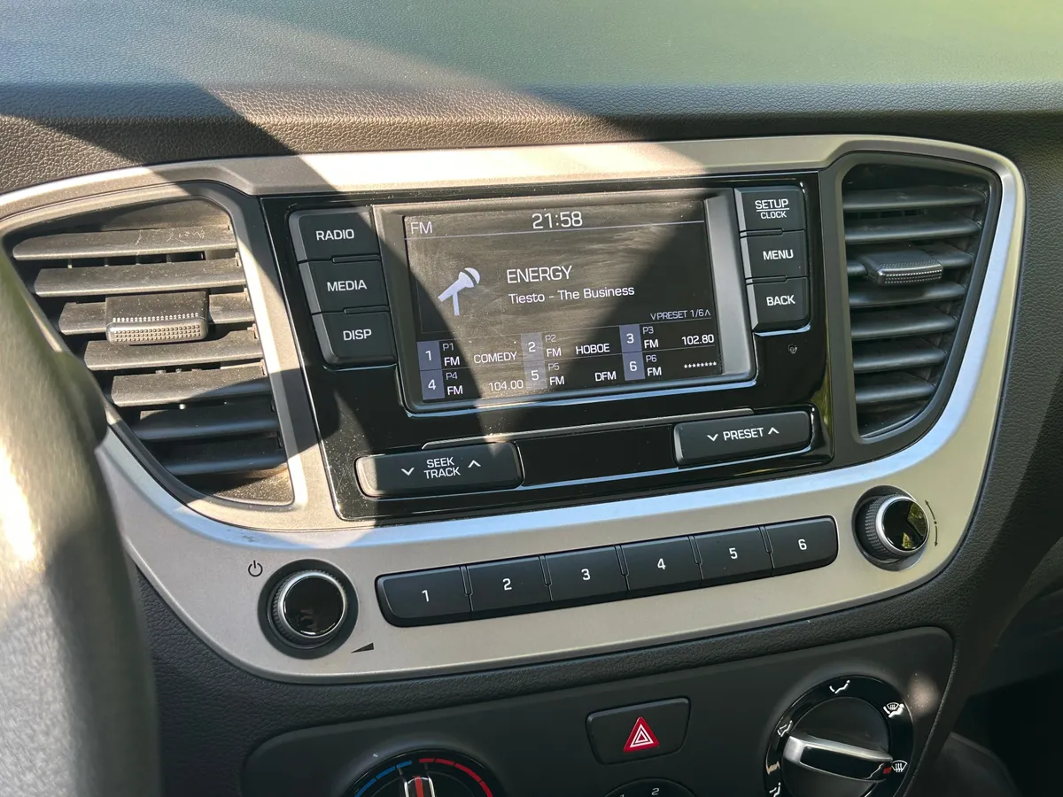 Hyundai Solaris 1.6 MT (123 л.с.)