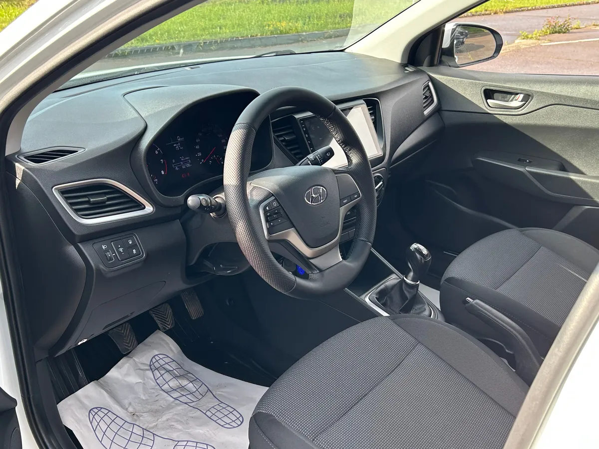Hyundai Solaris 1.6 MT (123 л.с.)