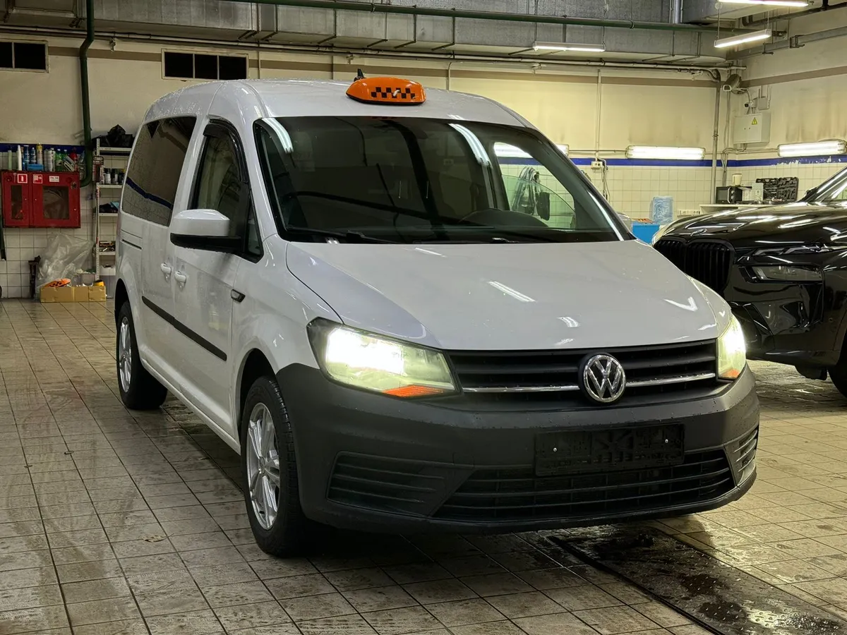 картинка Volkswagen Caddy 1.6 MPI MT (110 л.с.) от galaxy-auto