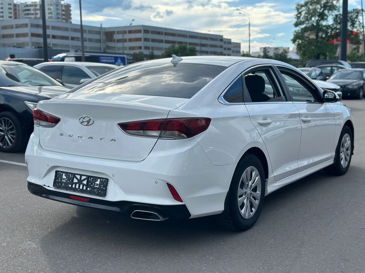 Hyundai Sonata