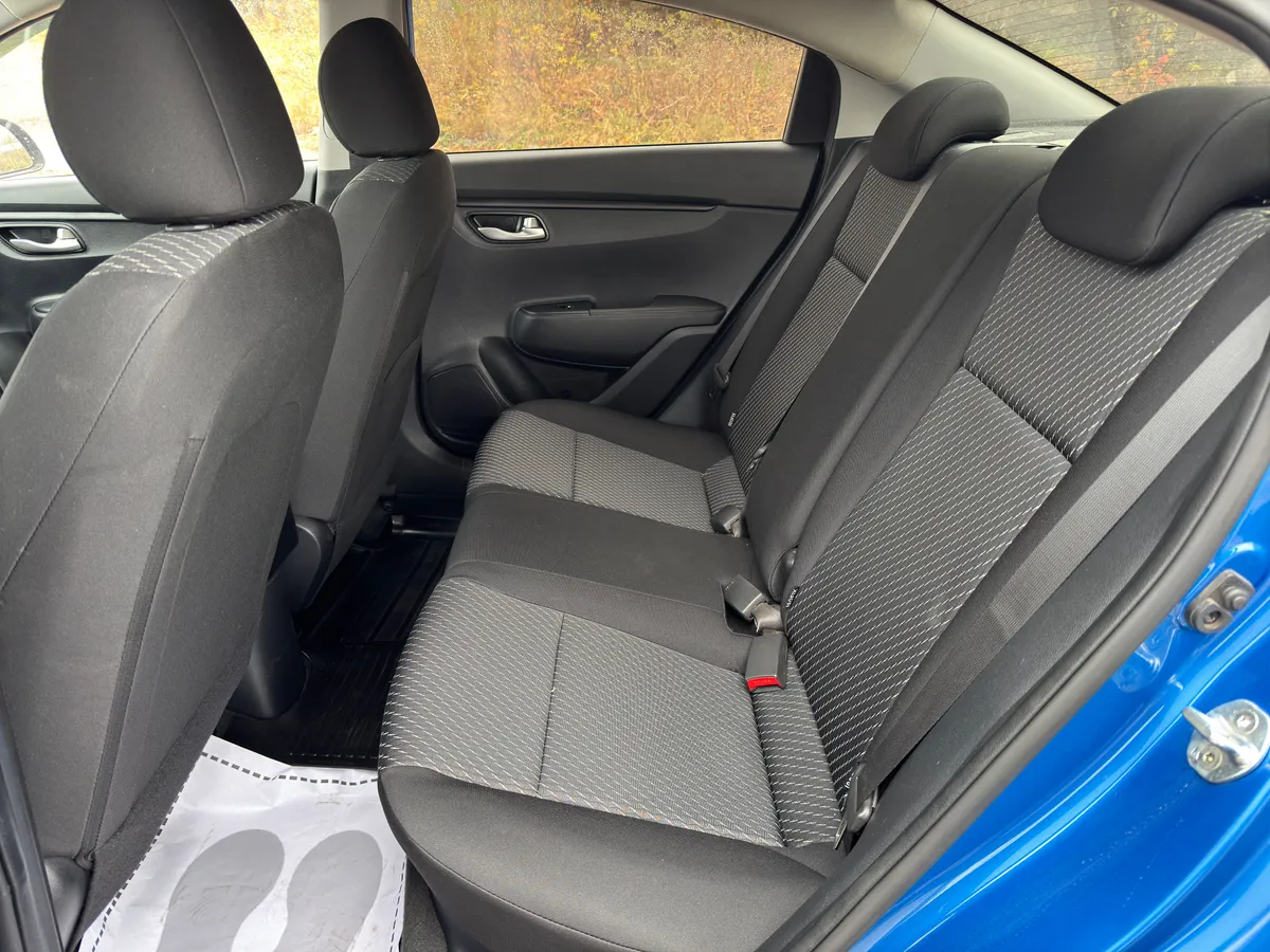 Kia Rio 1.6 AT (123 л.с.)