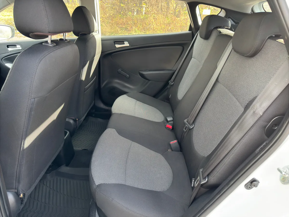 Hyundai Solaris 1.4 AT (107 л.с.)