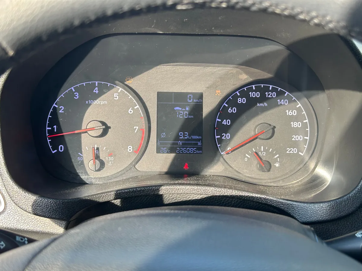 Hyundai Solaris 1.4 MT (100 л.с.)