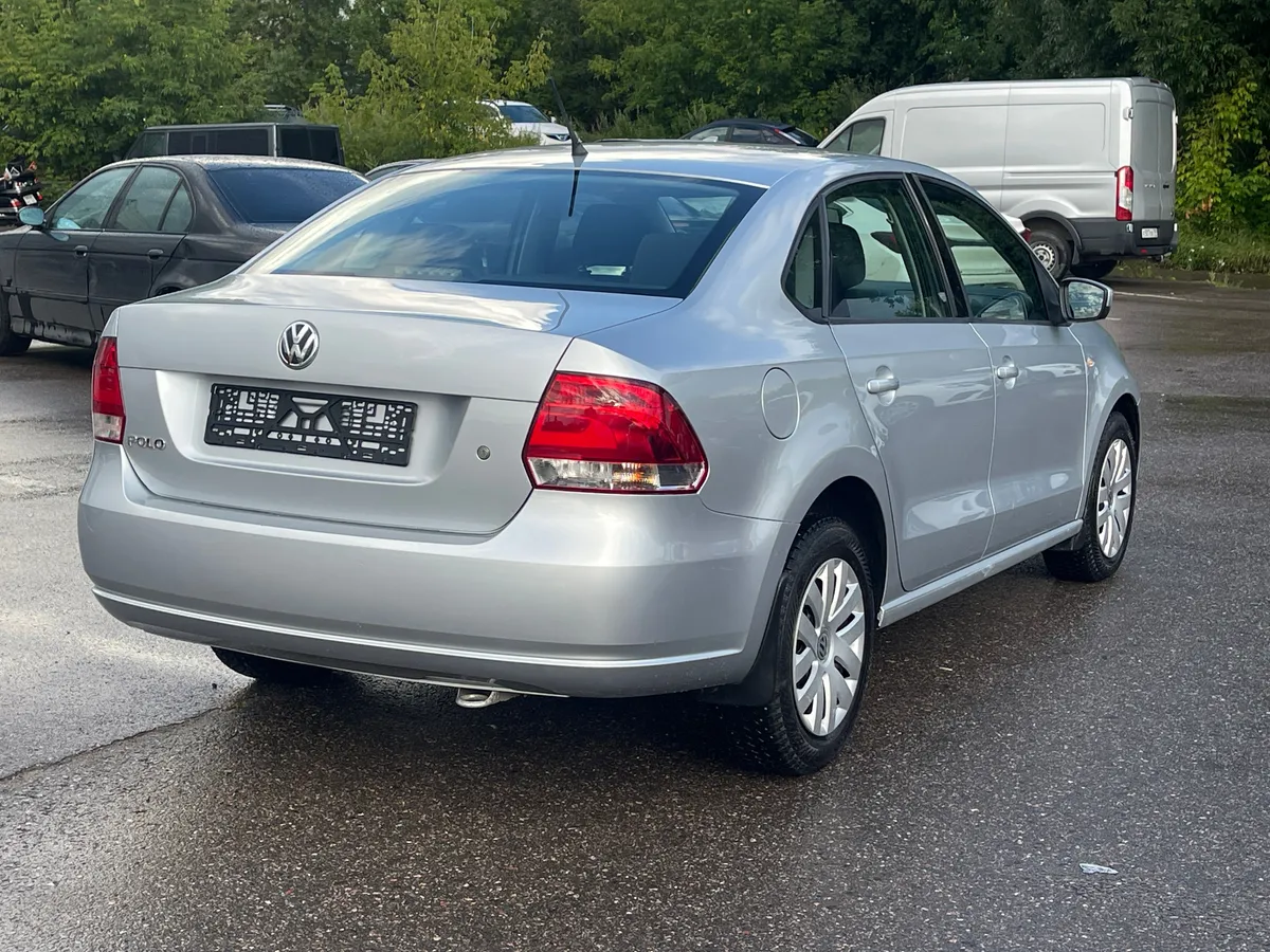 Volkswagen Polo 1.6 MPI AT (105 л.с.), 2015 — фото 4