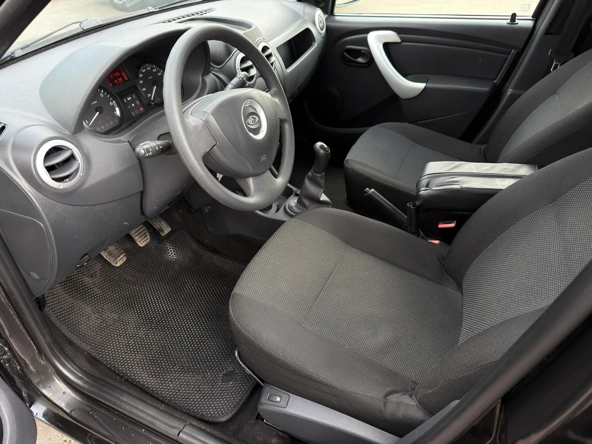 ВАЗ (Lada) Largus 1.6 MT (87 л.с.)