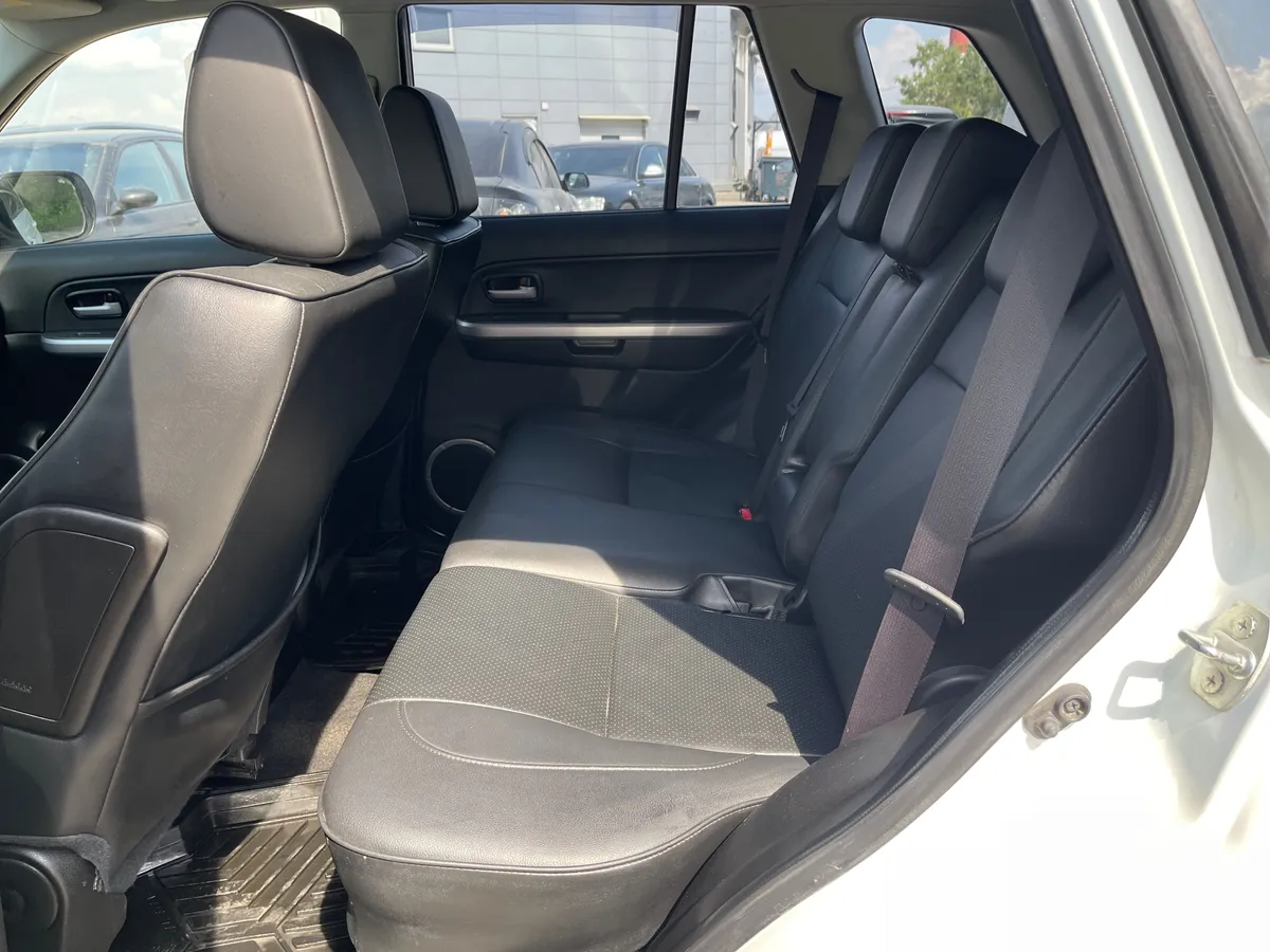 Suzuki Grand Vitara 2.4 AT 4WD (169 л.с.)