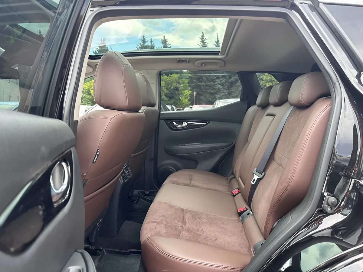 Nissan Qashqai 2.0 Xtronic AWD (144 л.с.)