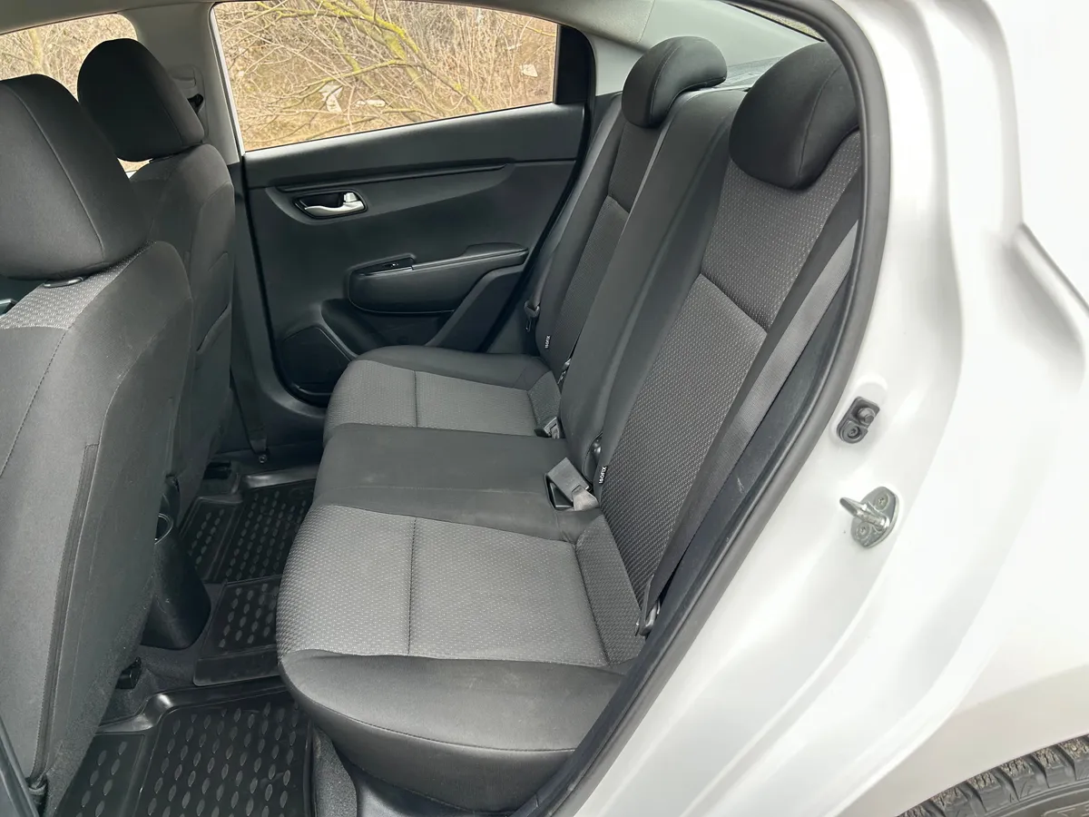 Kia Rio 1.6 AT (123 л.с.)