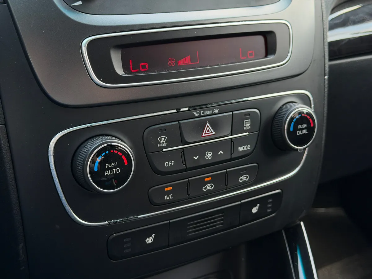Kia Sorento 2.4 AT (175 л.с.)