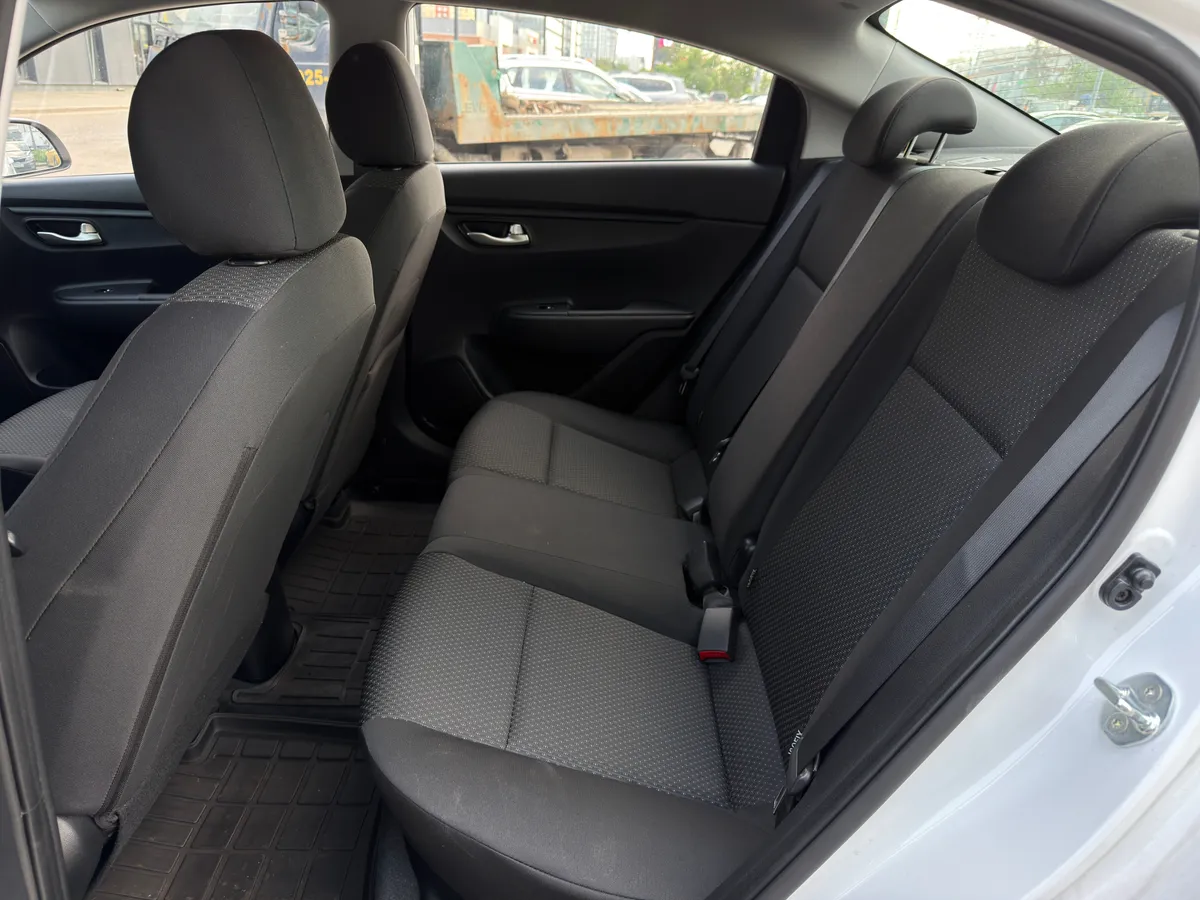 Kia Rio 1.6 AT (123 л.с.)