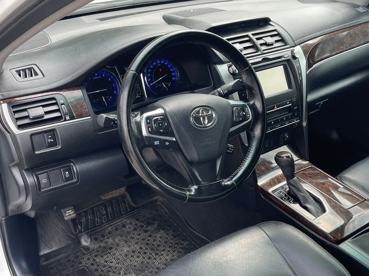Toyota Camry 2.5 AT (181 л.с.), 2016 — фото 5
