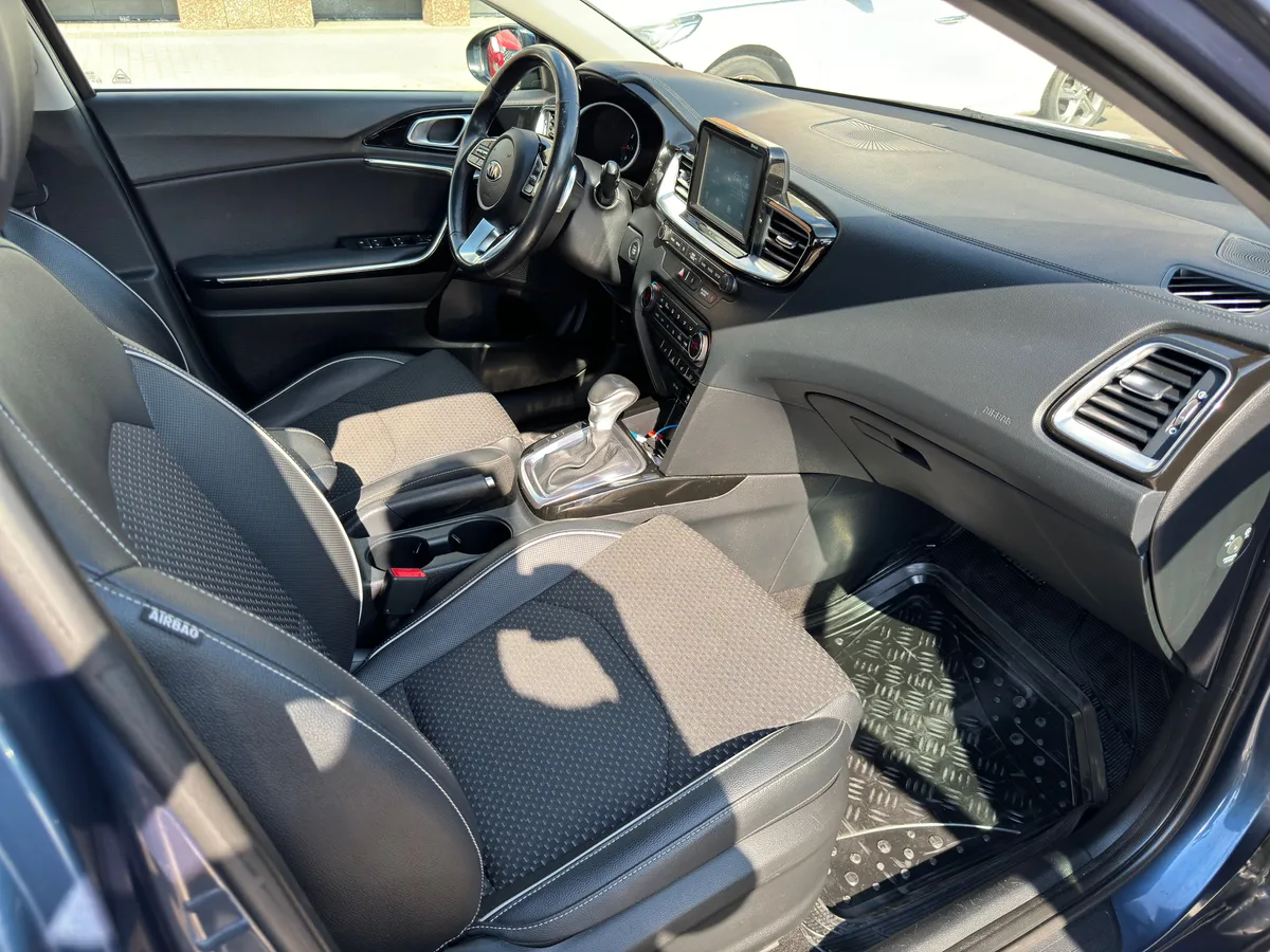 Kia Ceed 1.6 AMT (141 л.с.)