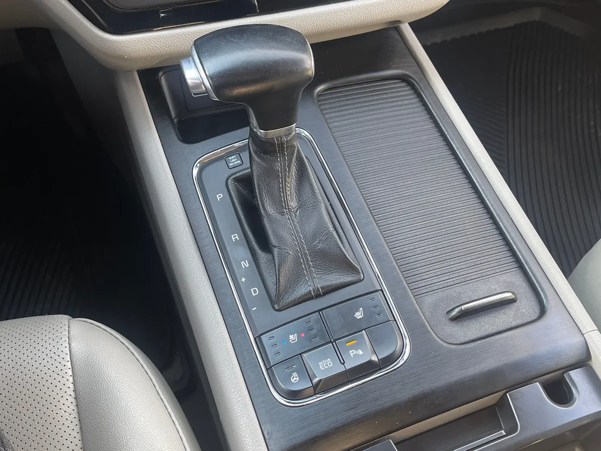 Kia Carnival 2.2 AT (202 л.с.), 2018 — фото 12