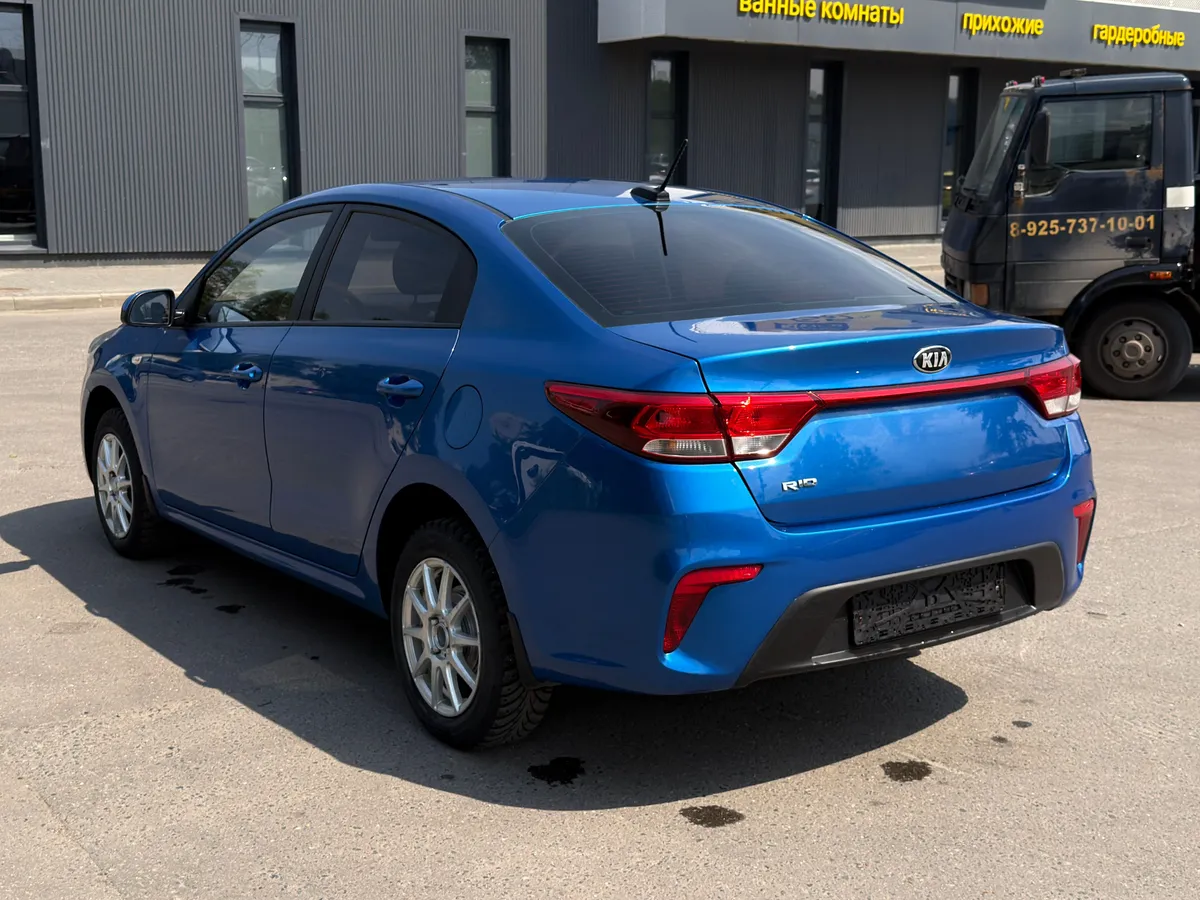 Kia Rio 1.6 AT (123 л.с.)