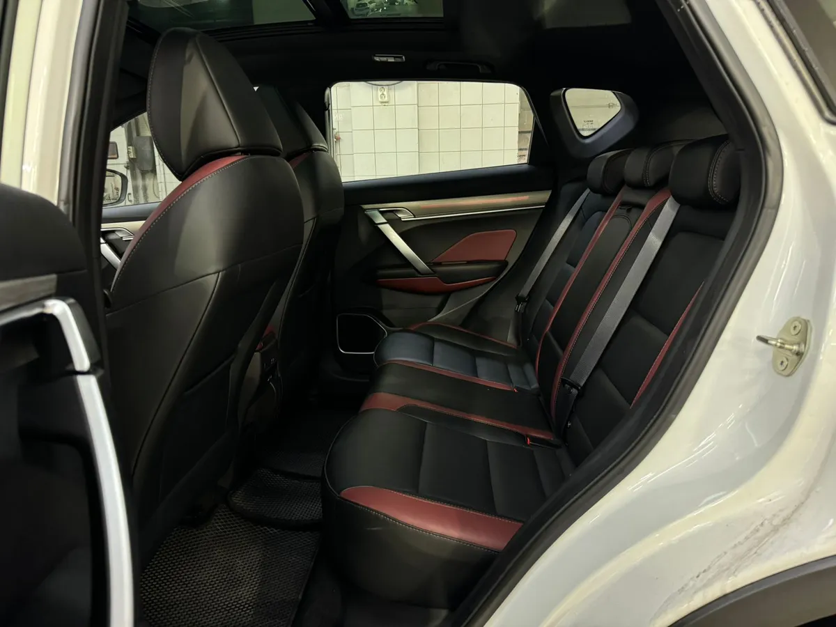 Geely Coolray 1.5 AMT (150 л.с.)