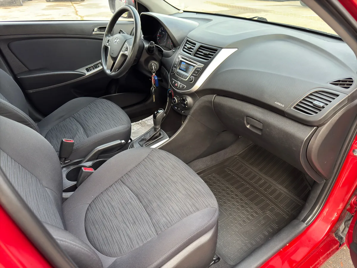 Hyundai Solaris 1.6 AT (123 л.с.)
