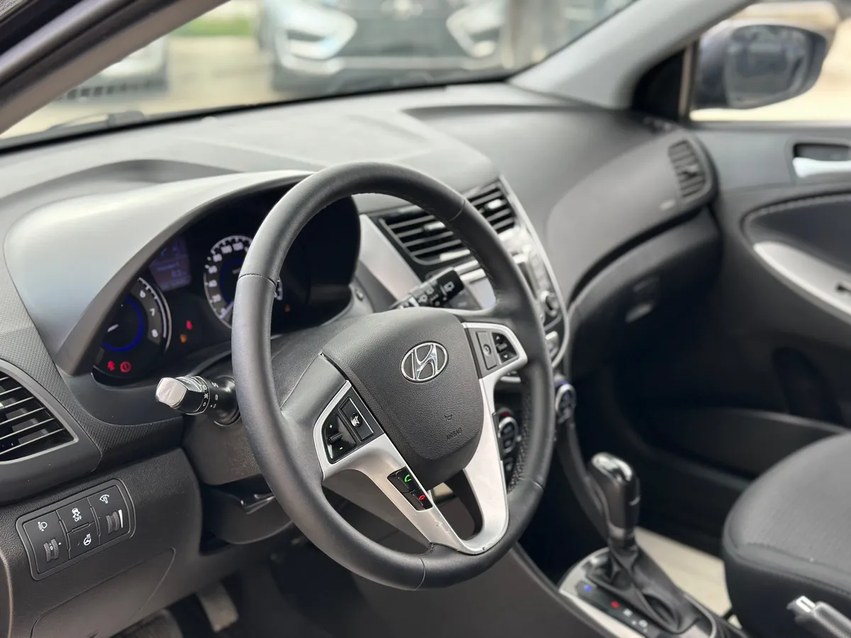 Hyundai Solaris 1.6 AT (123 л.с.)