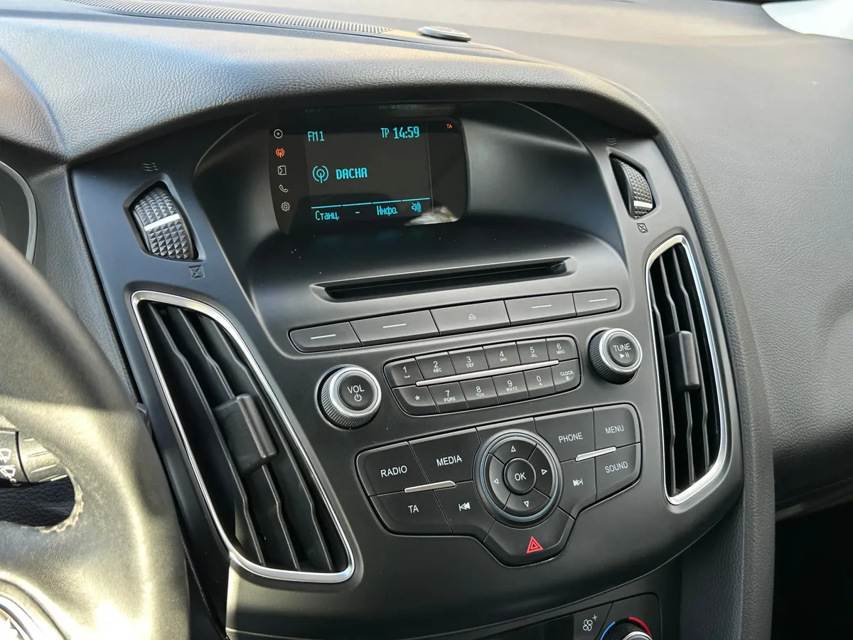 Ford Focus 1.6 Ti-VCT PowerShift (125 л.с.), 2016 — фото 7