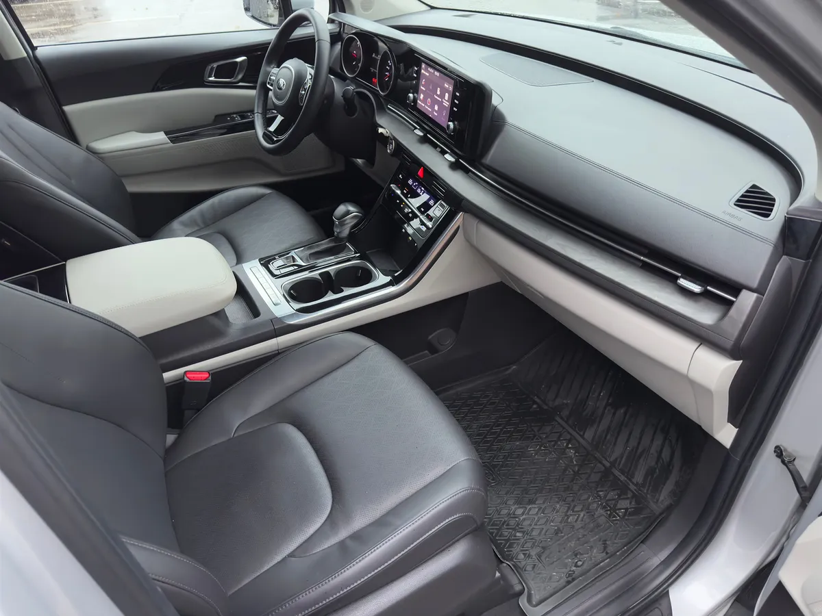 Kia Carnival 2.2 AT (199 л.с.)