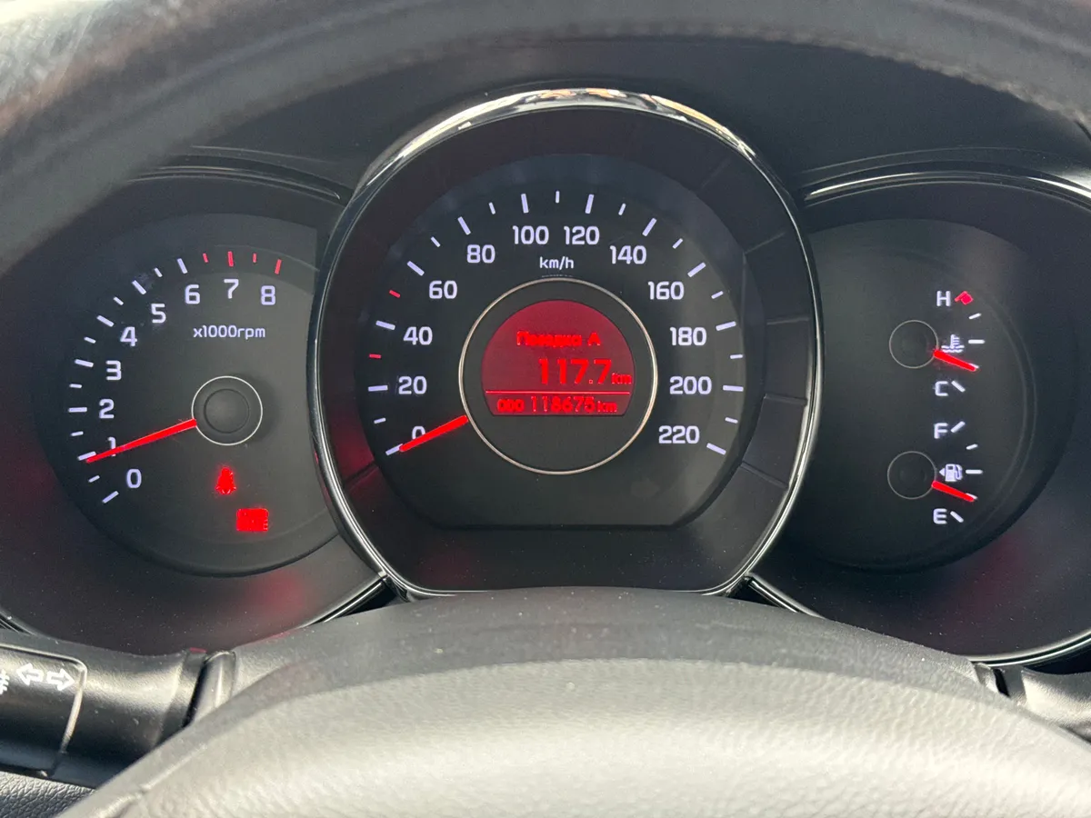 Kia Rio 1.6 MT (123 л.с.)