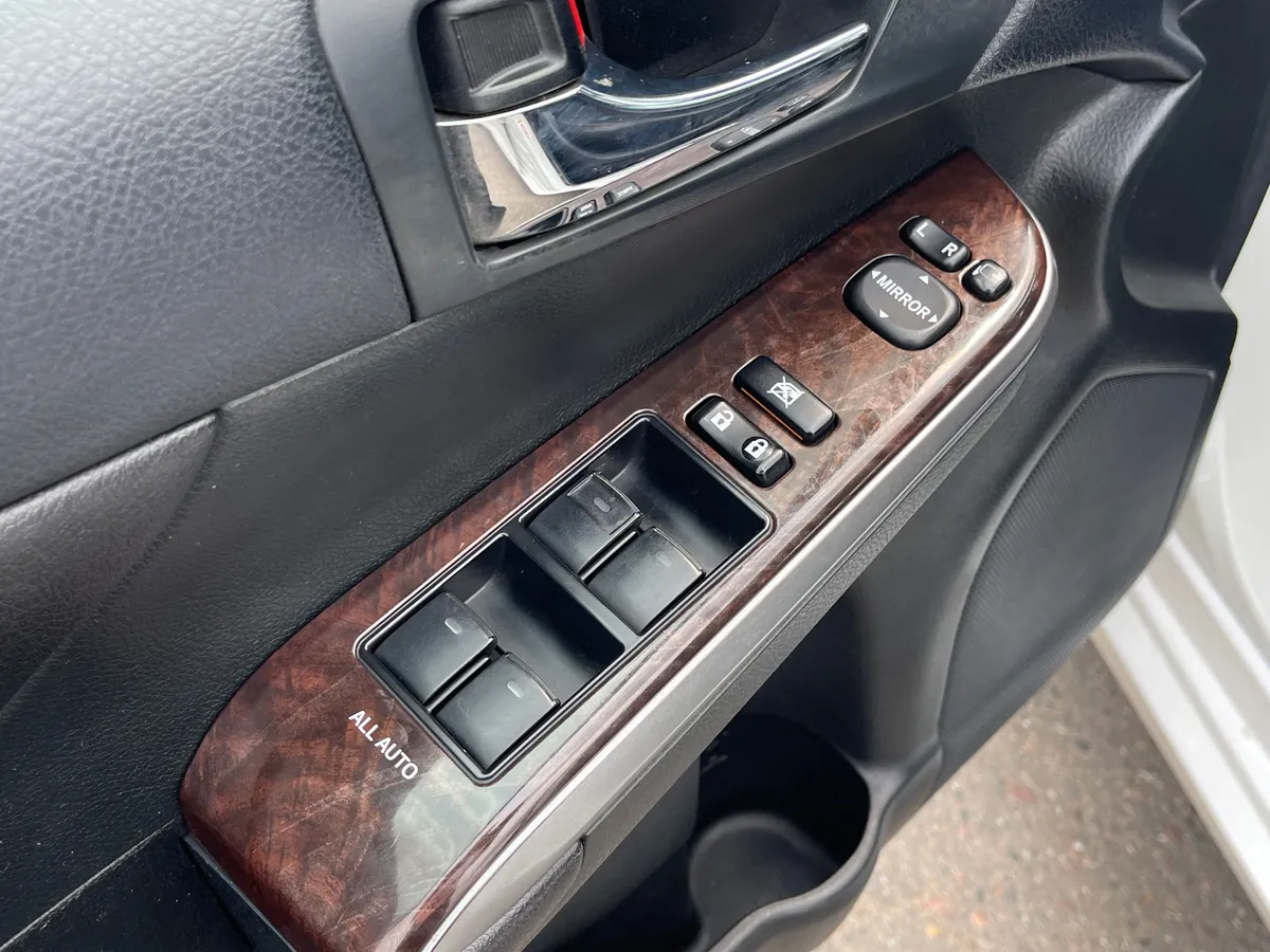Toyota Camry 2.5 AT (181 л.с.), 2016 — фото 8