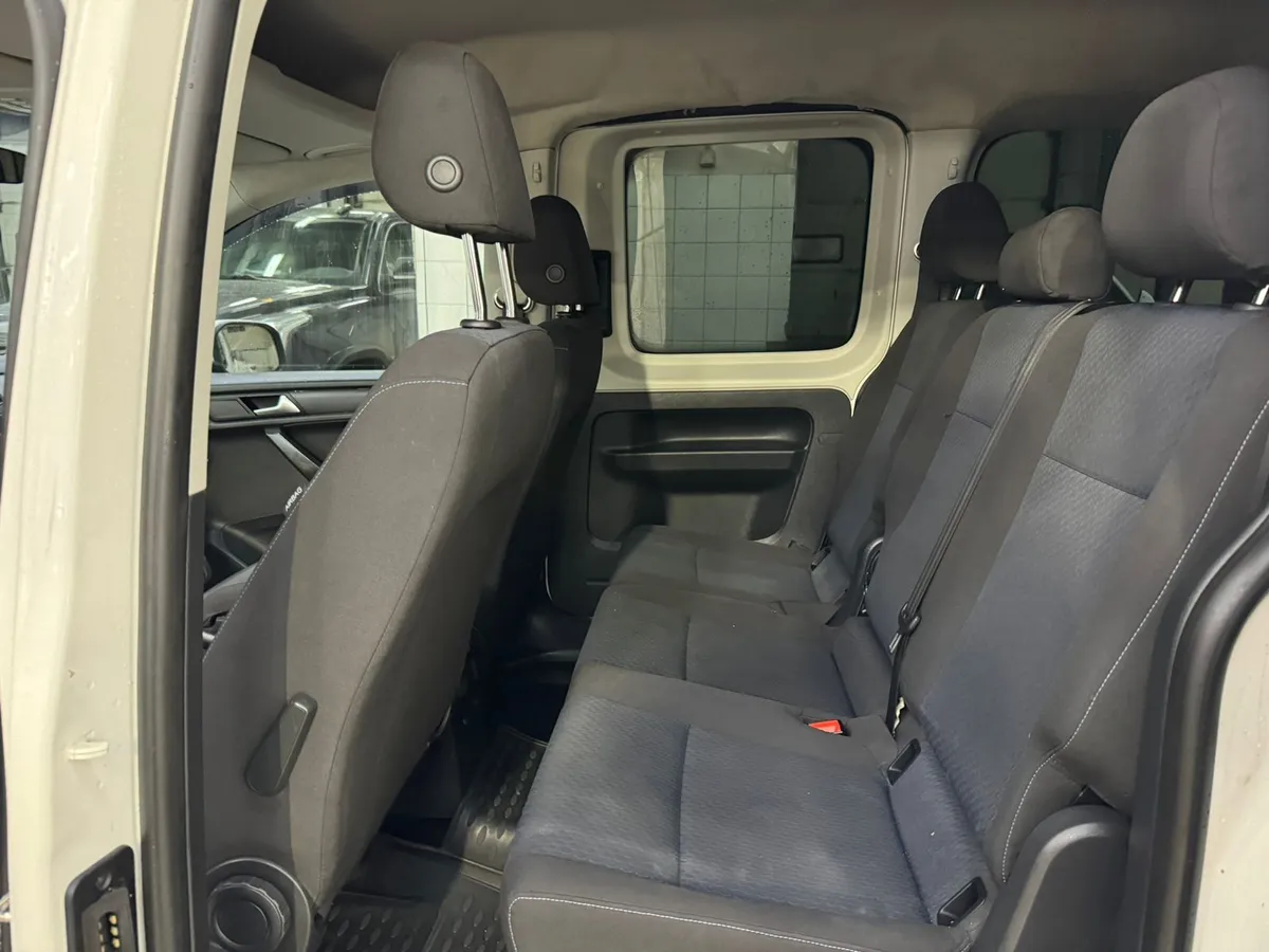 Volkswagen Caddy 1.6 MPI MT (110 л.с.)